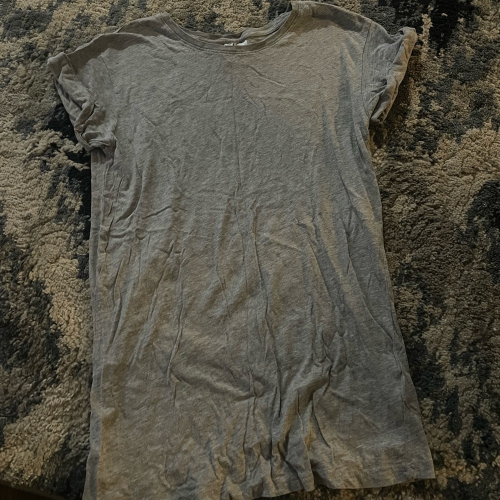 Divided - Plain Gray Tshirt